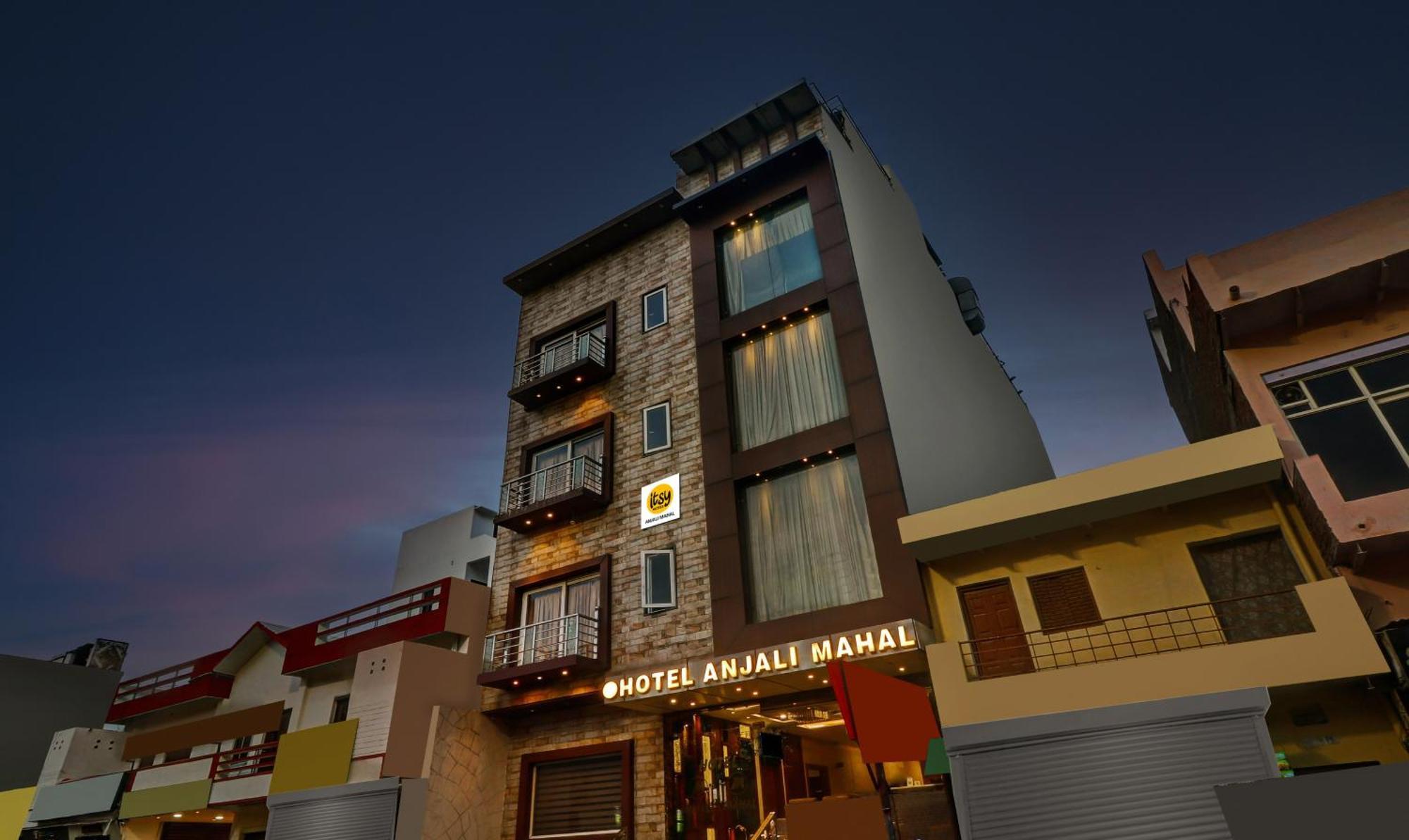 Itsy Hotels Anjali Mahal 500, Mtrs From Mathura Railway Station מראה חיצוני תמונה